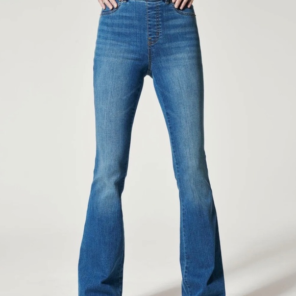 Spanx Flare Leg Pull On Denim Jeans Comfort Waist Vintage indigo Large Petite - Picture 2 of 9